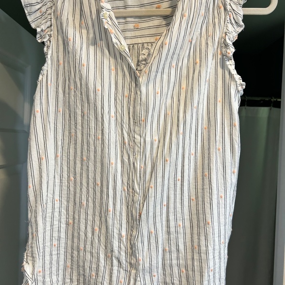Loft women’s button down - Picture 2 of 2